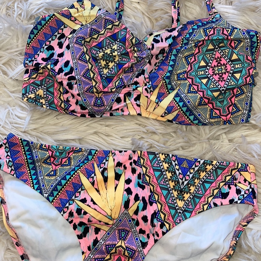 FREYA bra sized bikini - Picture 2 of 5